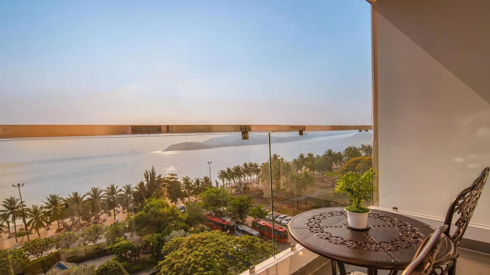Bluebay Hotel Nha Trang